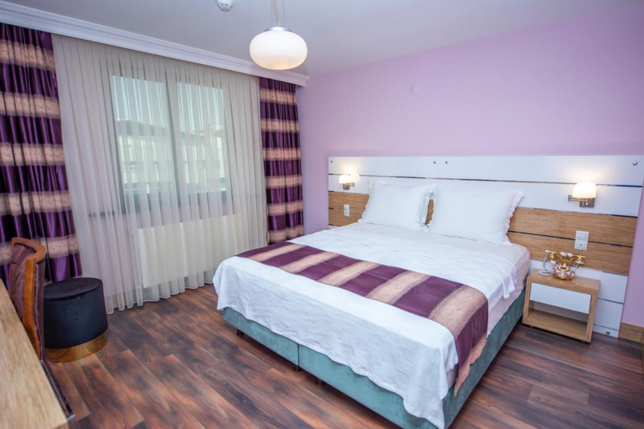 Tok Epik Hotel *
