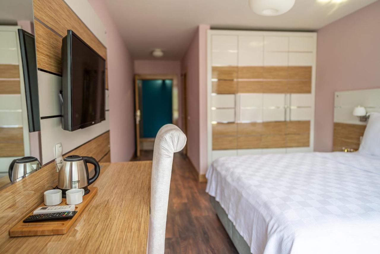 Tok Epik Hotel