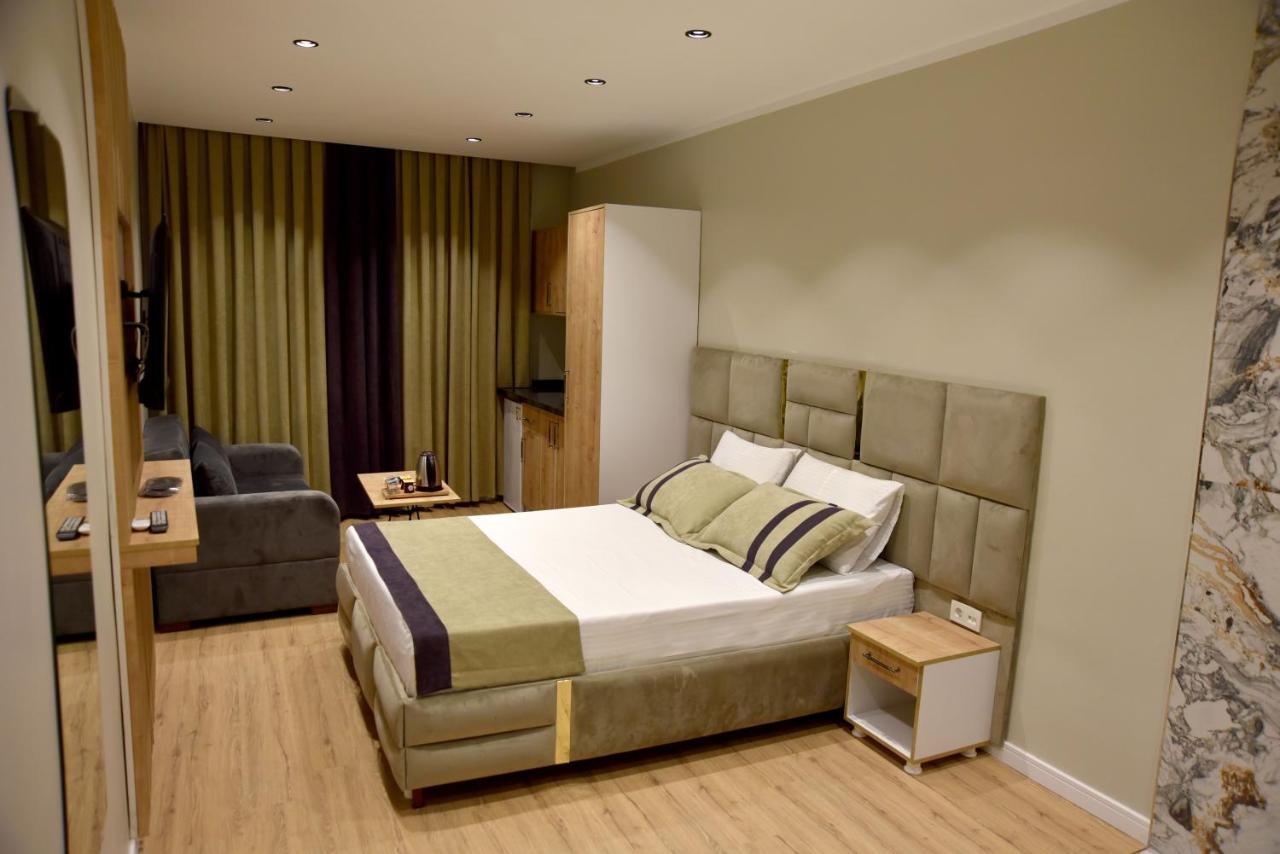 Edwin Hotel