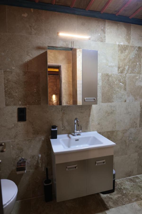 Hotel Stone Owl & Restaurant 3*