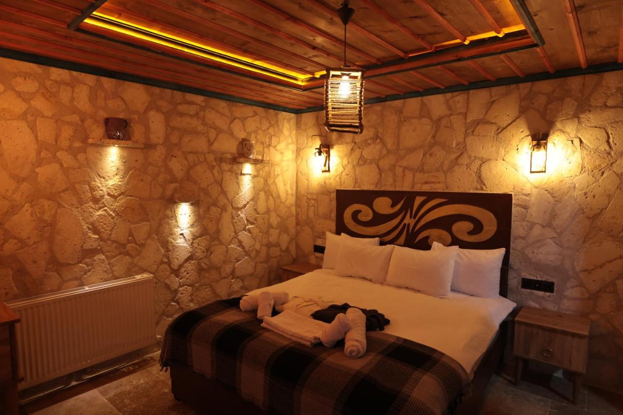 Stone Owl & Restaurant Hotel 3*