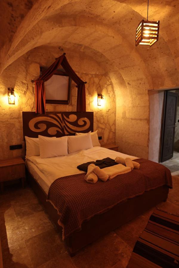 Stone Owl & Restaurant Hotel 3*