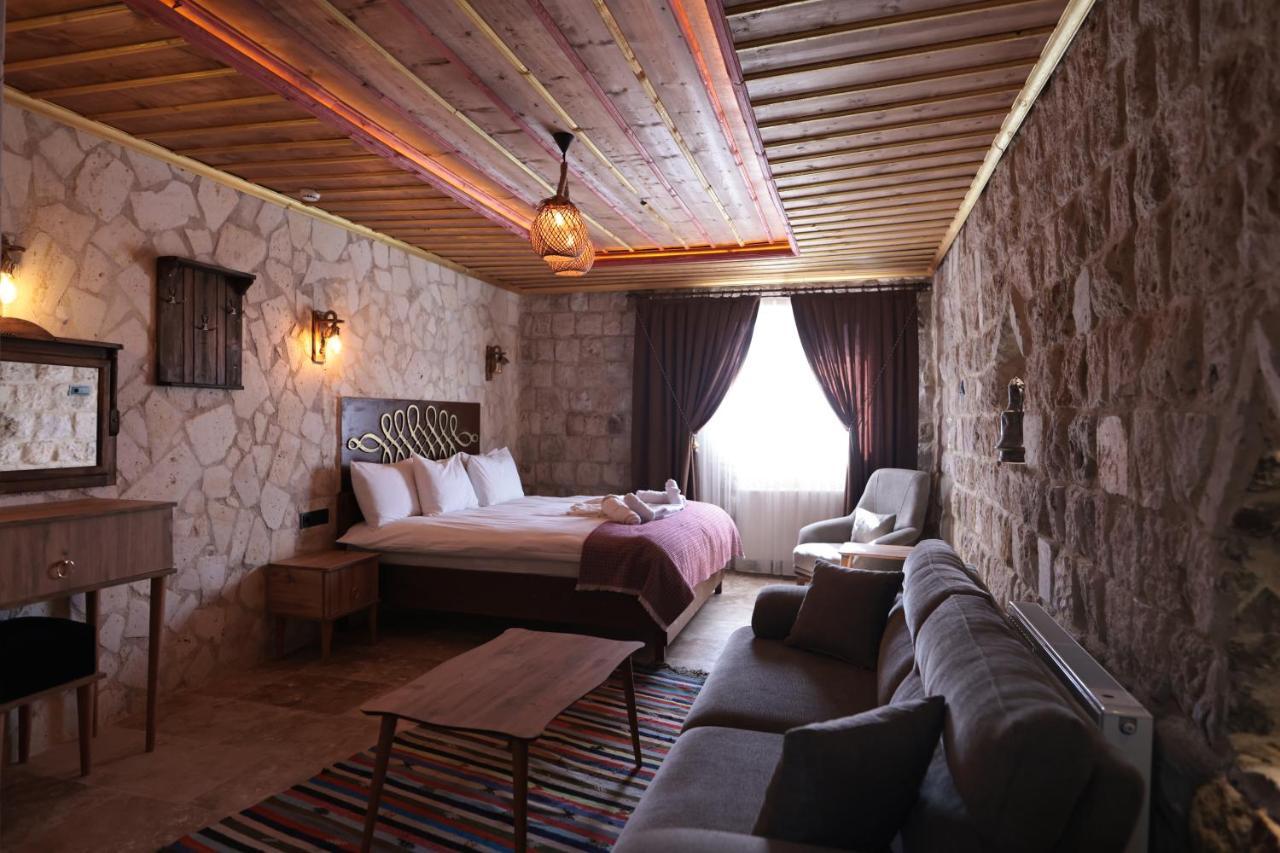Stone Owl & Restaurant Uchisar