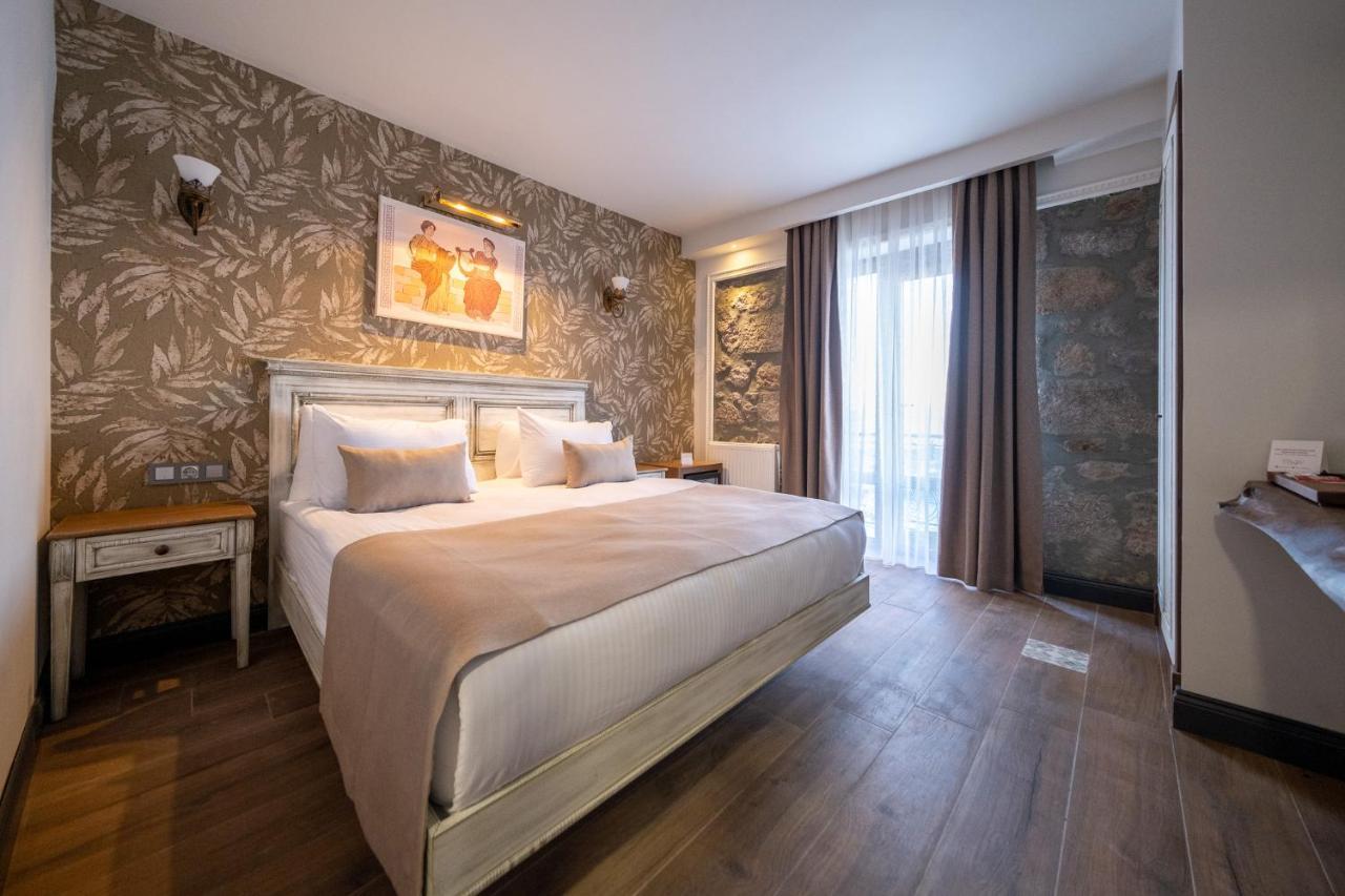 Hotel Troy Port