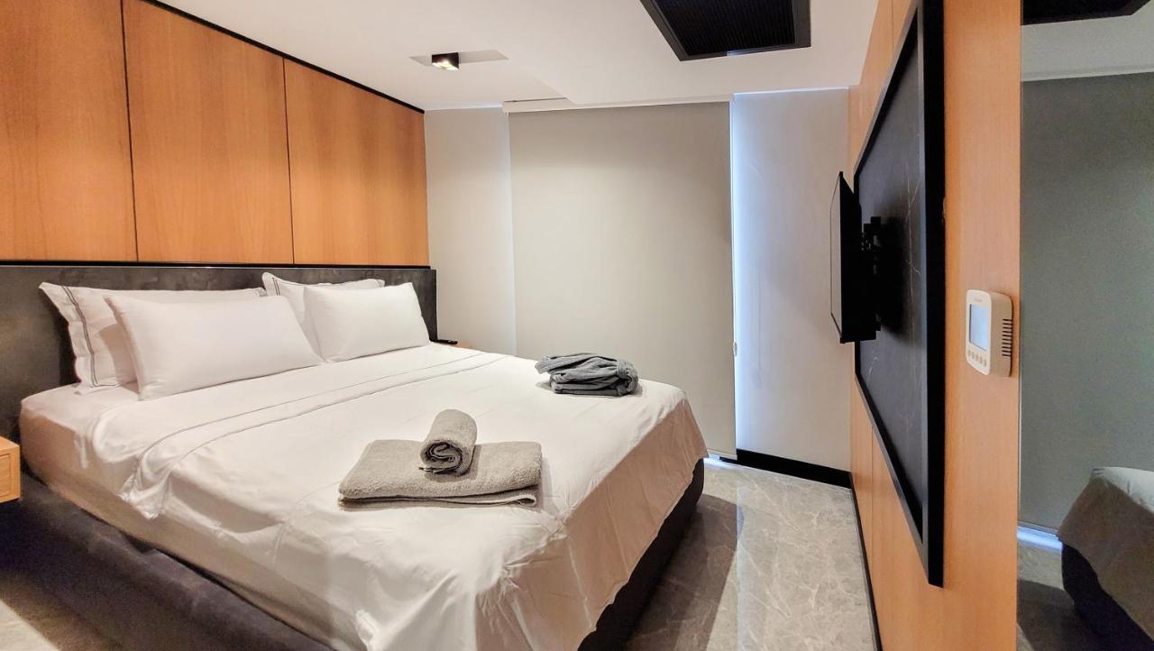 Cimentepe Deluxe 2 - With Jacuzzi In Yalikavak