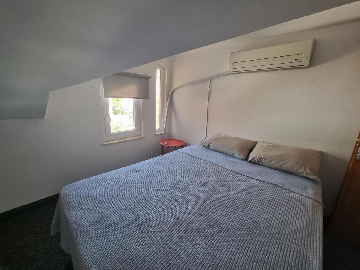 Xenia Apartment