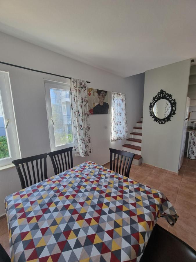 Xenia Apartment