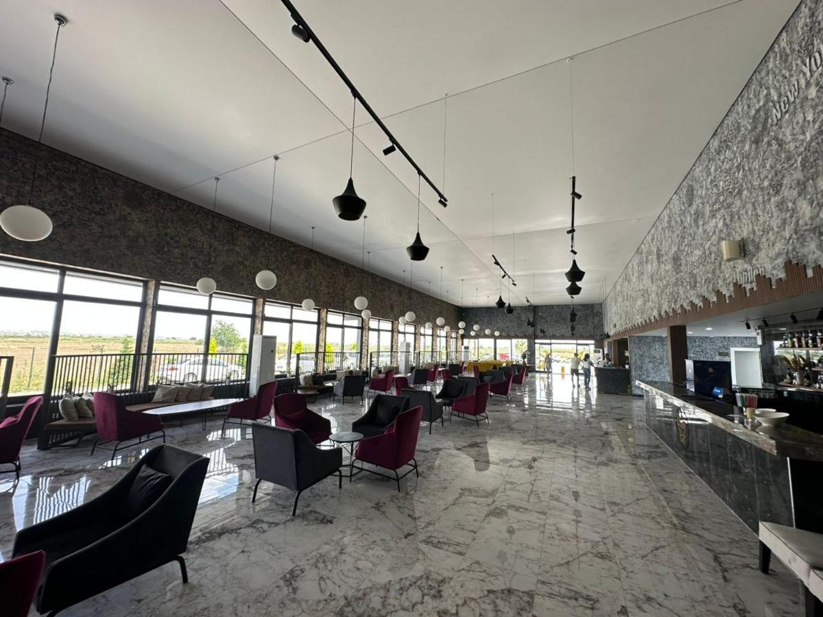 Jura Lara Hotel Kundu