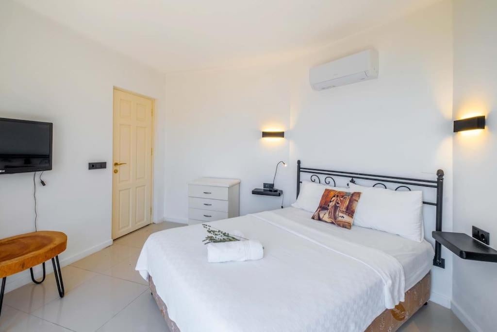 Jasmine Peninsula Villa
