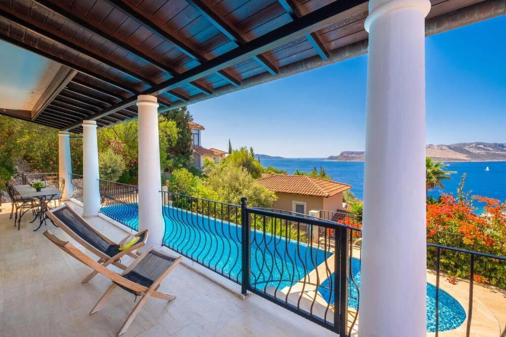 Jasmine Peninsula Villa *
