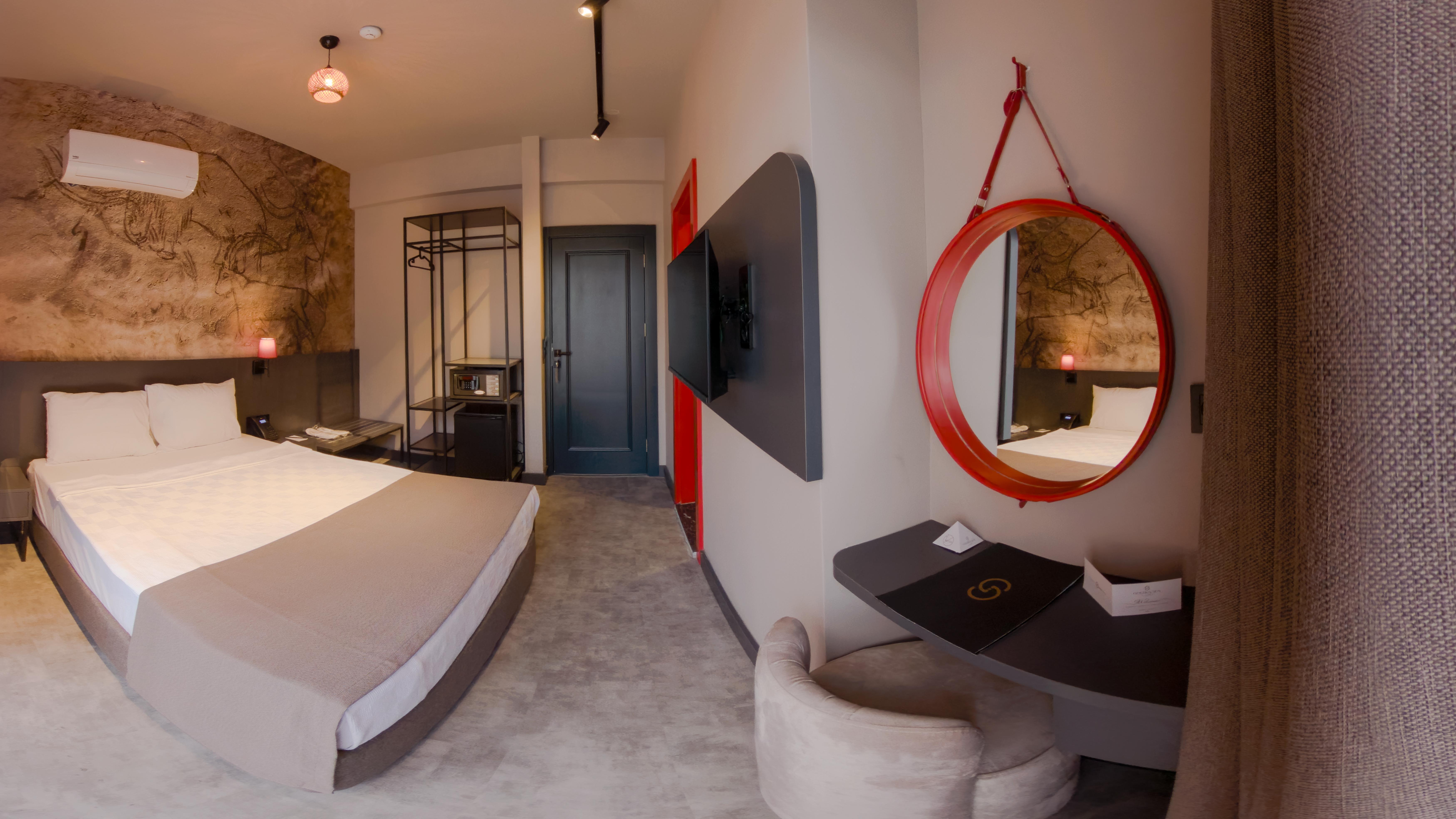 Golden Sun Hotel