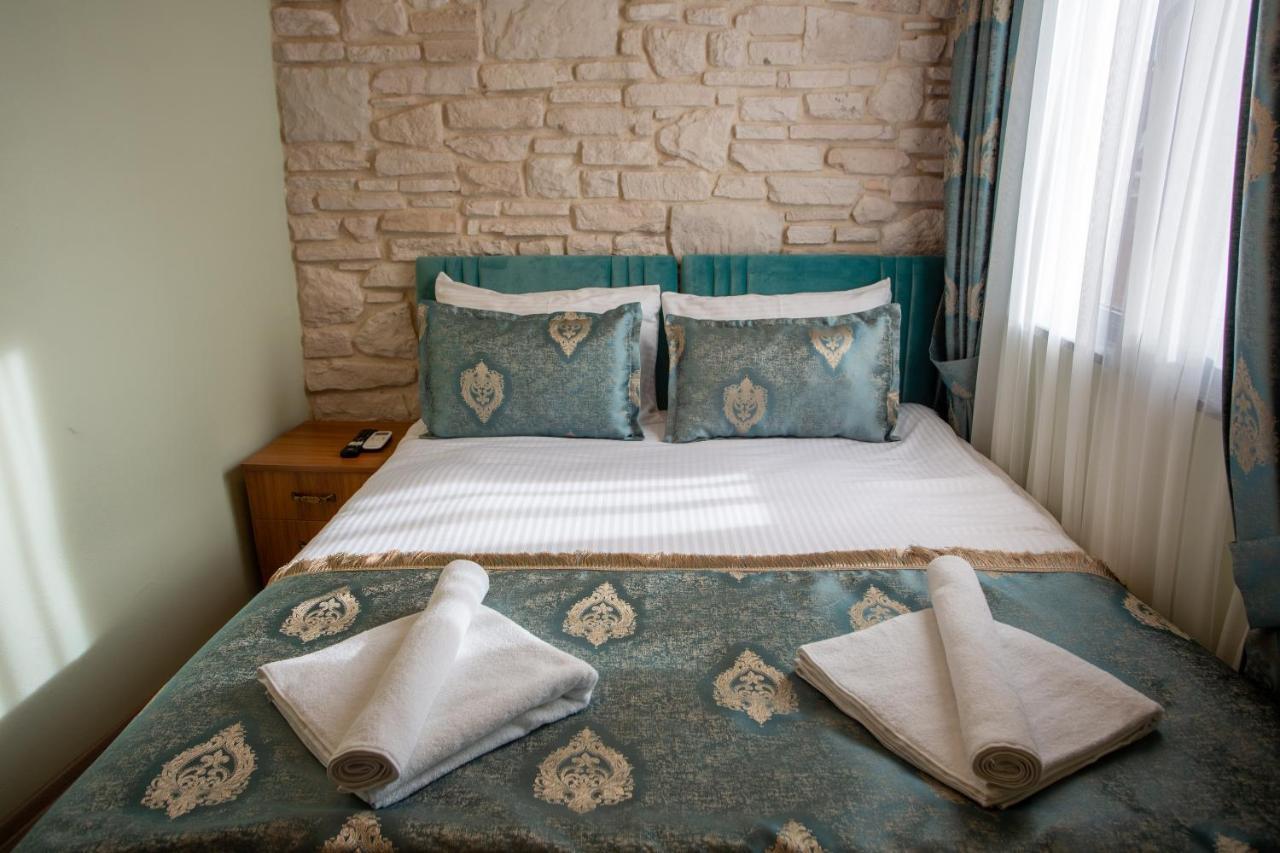 Sayina Hotel