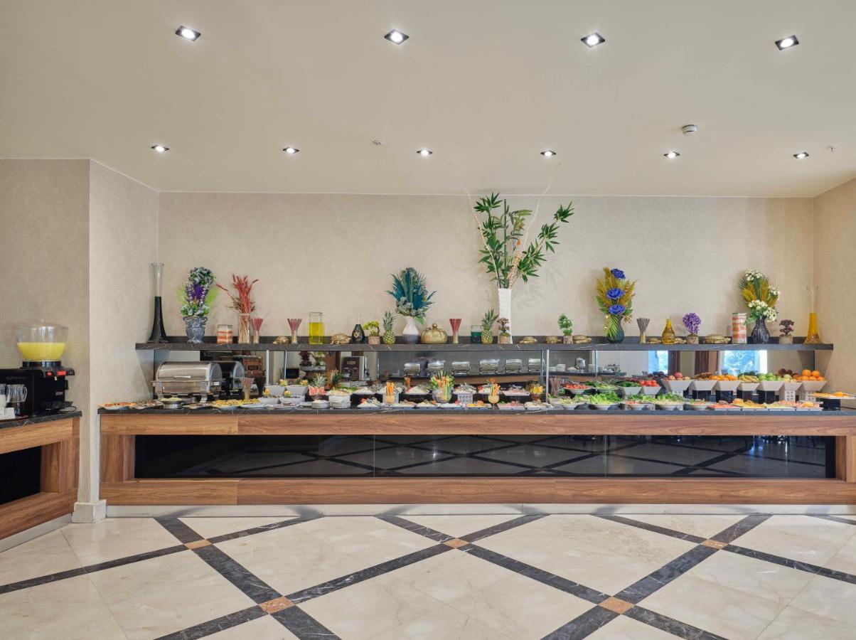 Dedeman Hotel