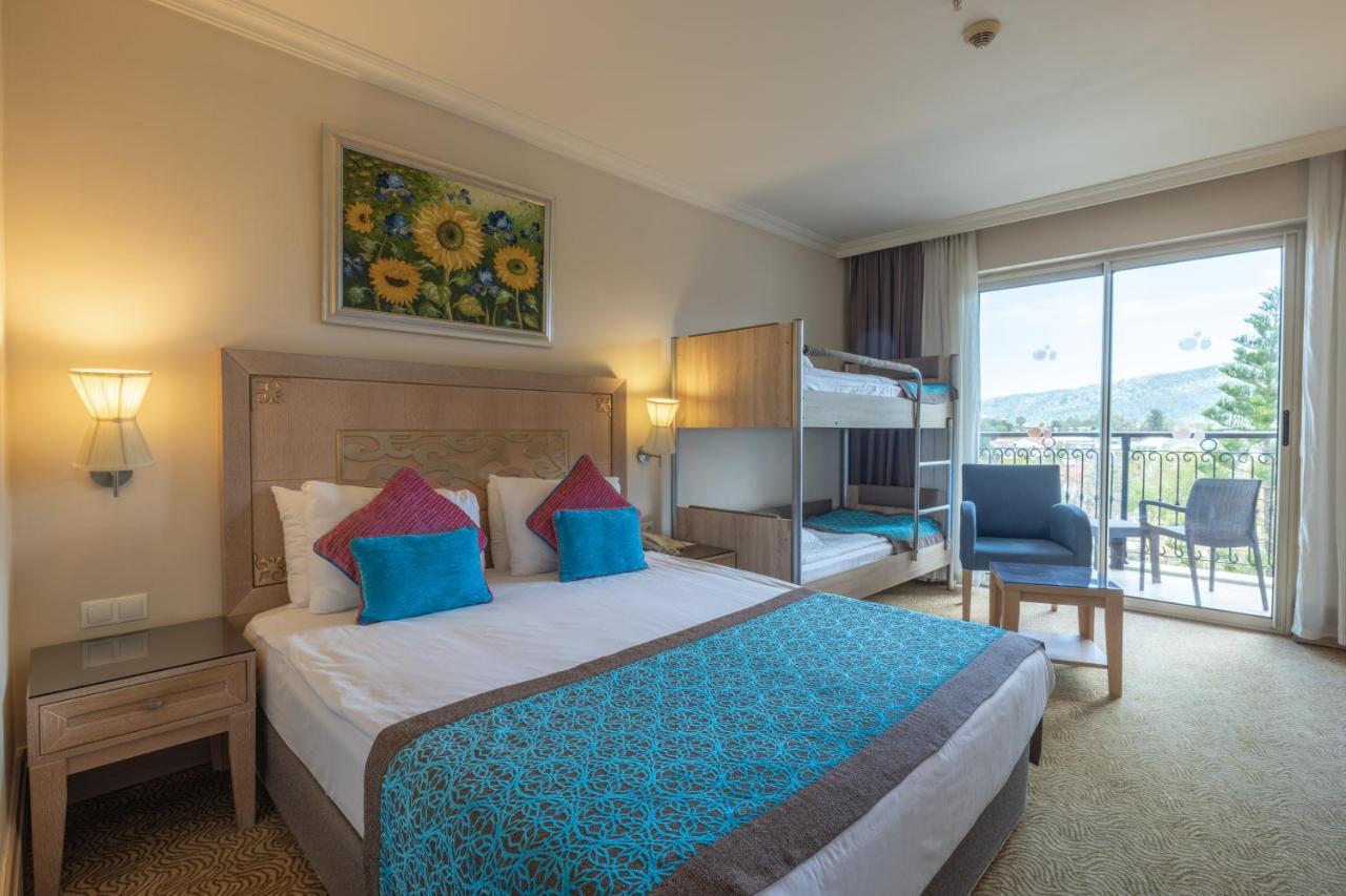 Resort Crystal De Luxe & Kemer