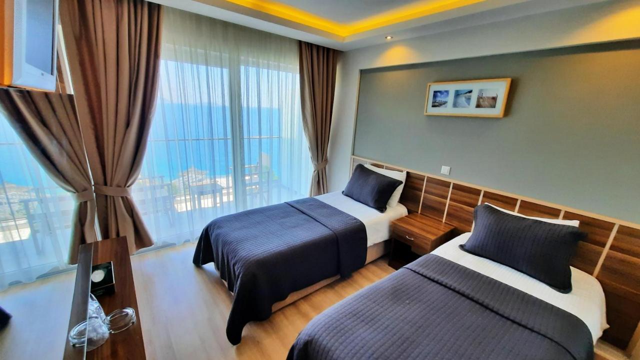 Aquarius Hotel 3*
