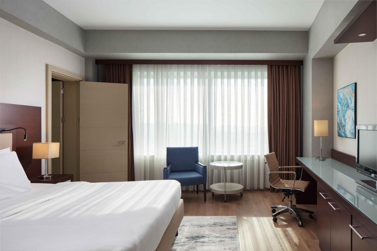 Delta By Marriott West Hotel