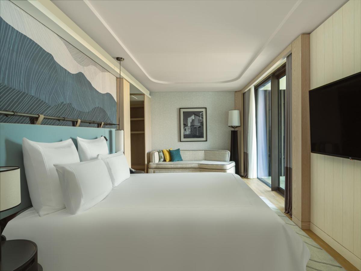 Swissotel And Hotel Cesme