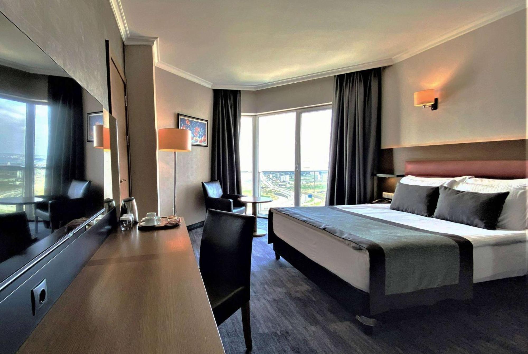 Ramada By Wyndham 5*