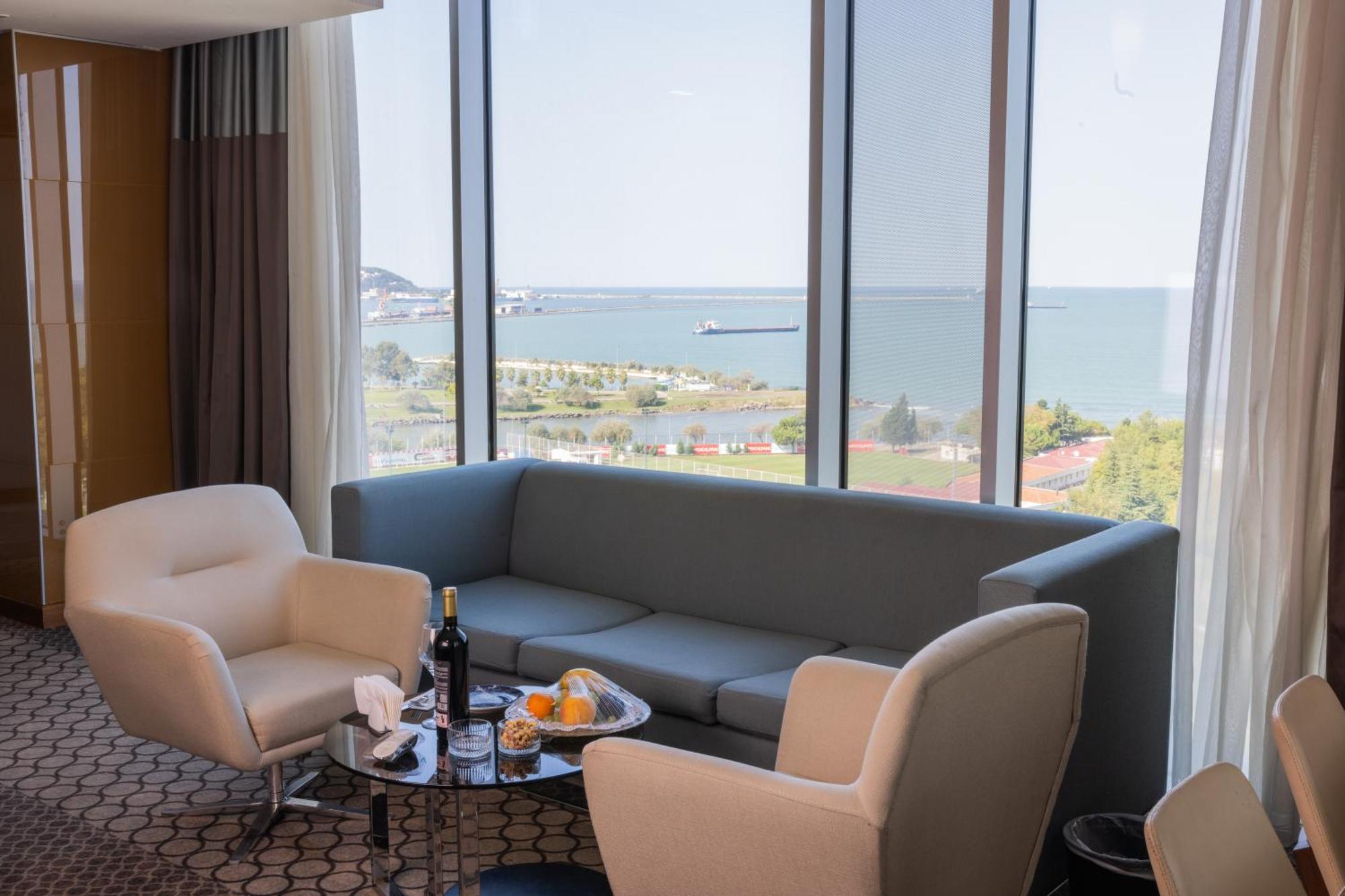 Anemon Grand Hotel 5*