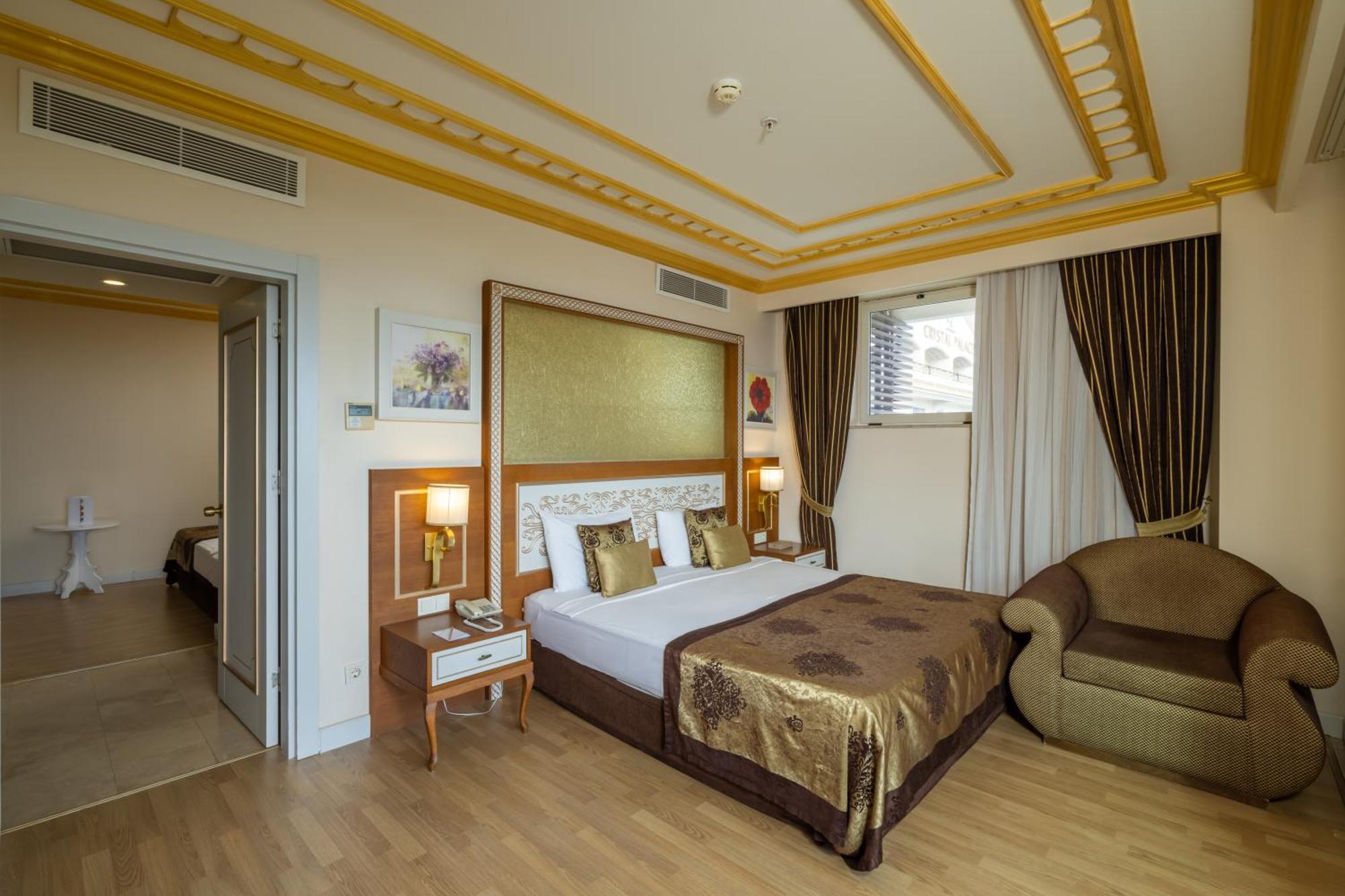 Resort Crystal Palace Luxury & 5*
