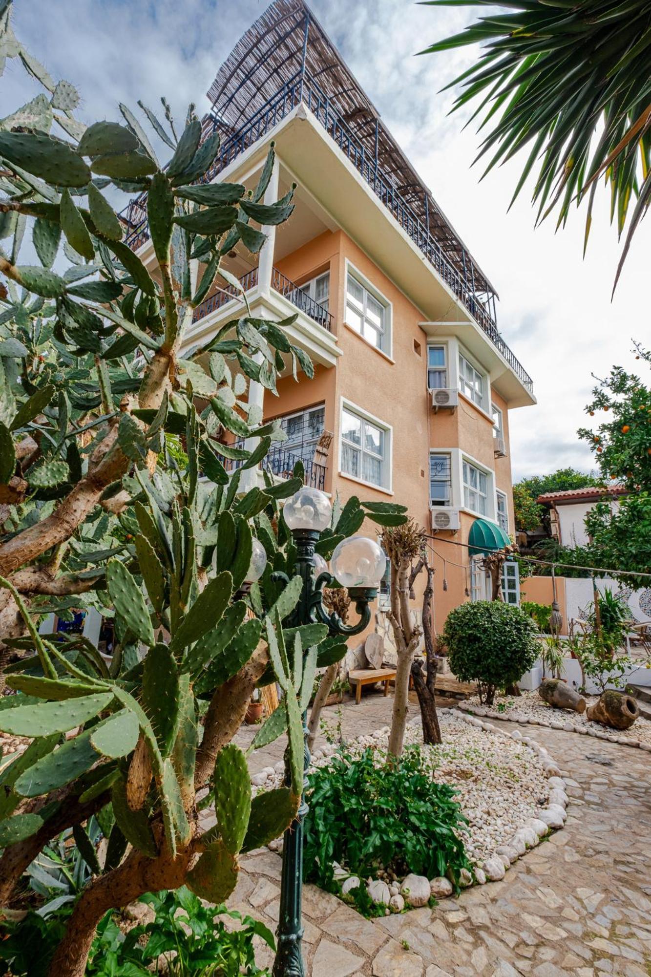 Tulipan Hotel Antalya