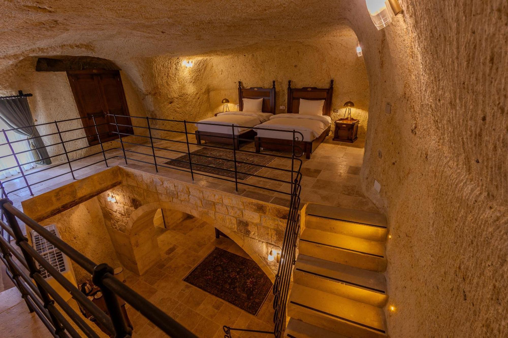Hotel Seraphim Cave &