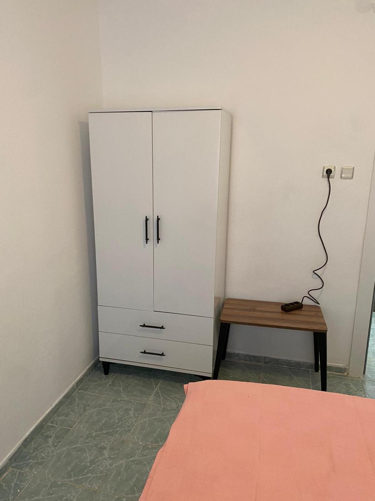 *** Beyaz *** Apartment