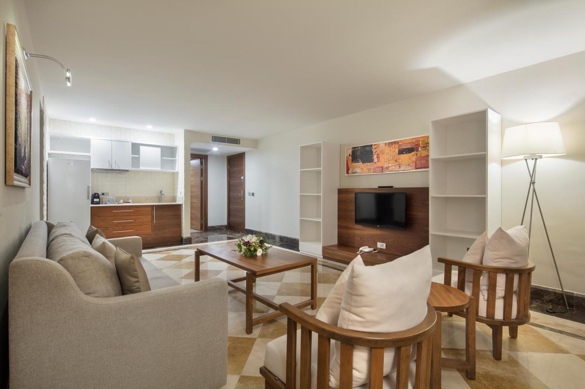 Nirvana Mediterranean Excellence 5*