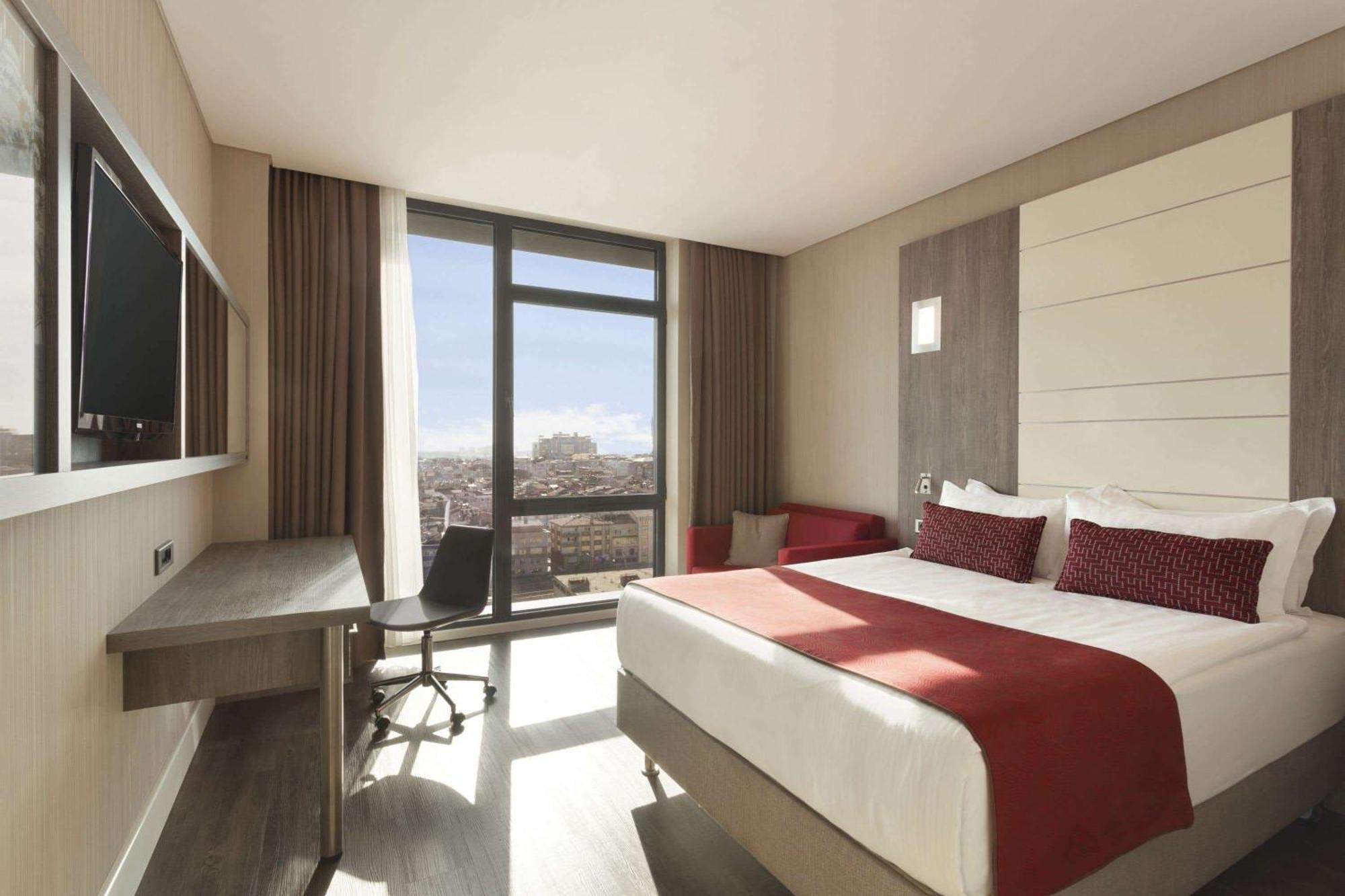 Ramada Encore Bayrampasa