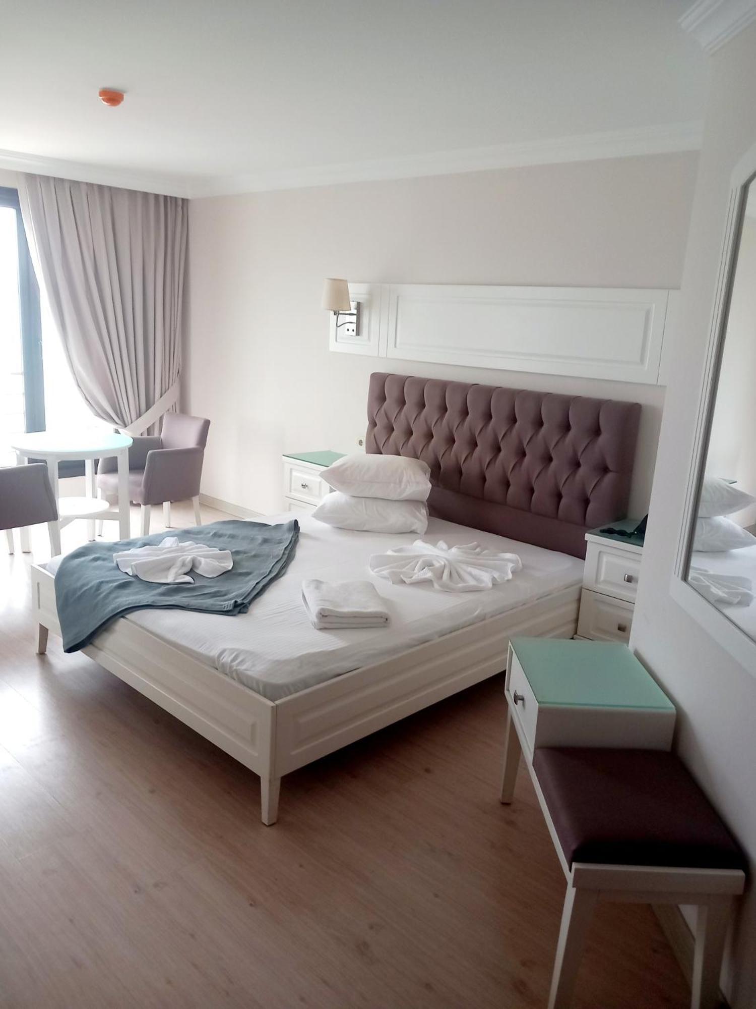 Hotel Blue Pier
