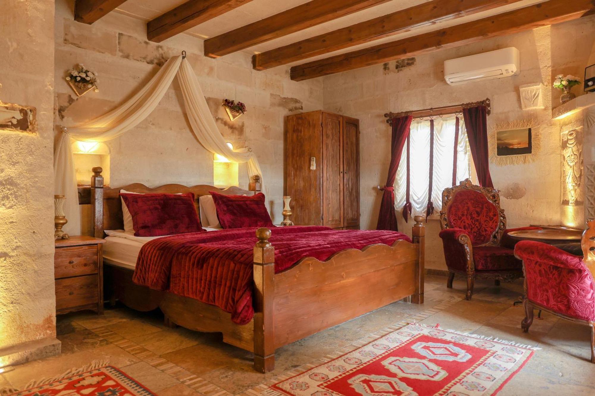 Maccan Cave Hotel 2*