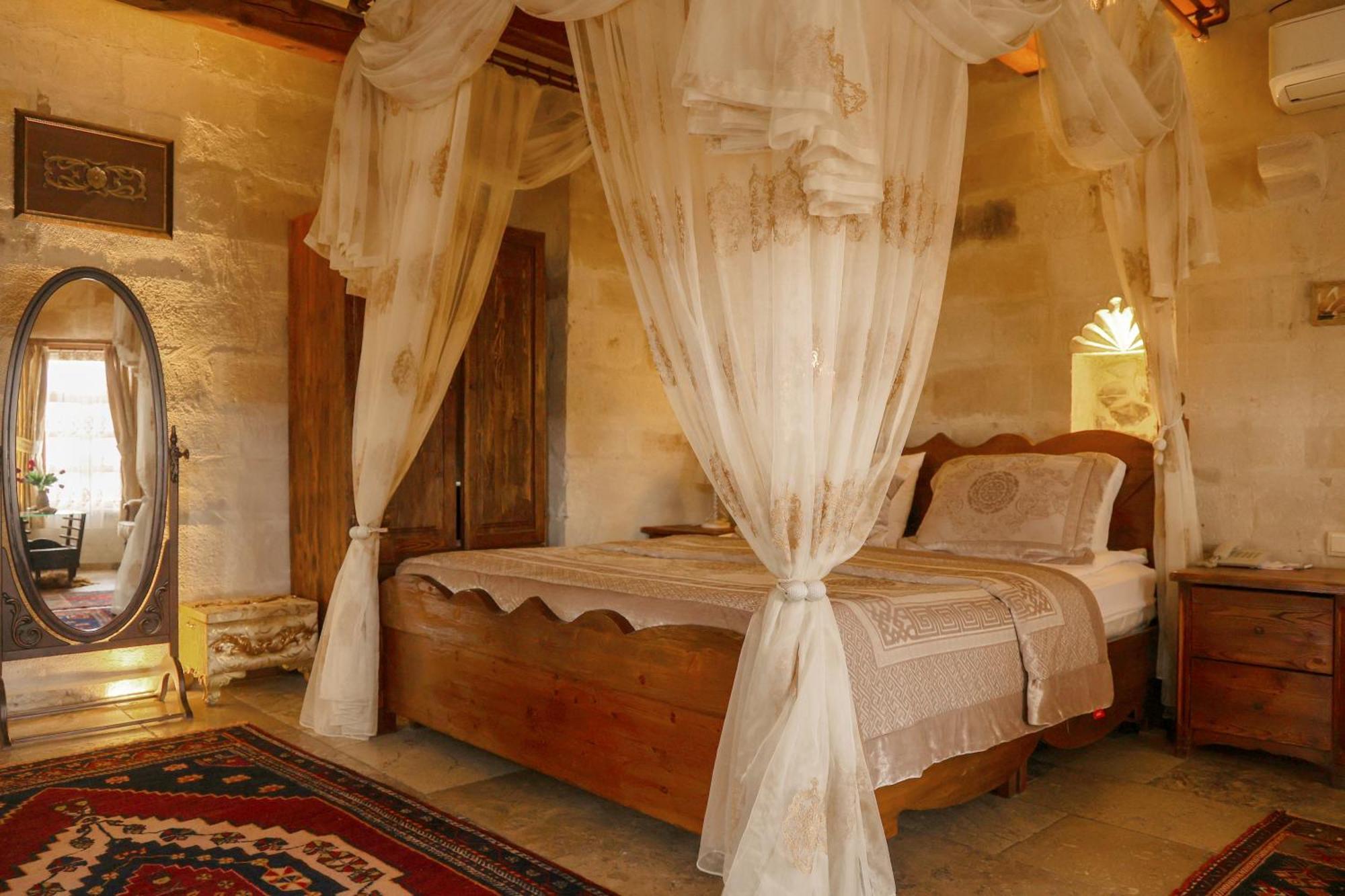 Maccan Cave Hotel Hotel