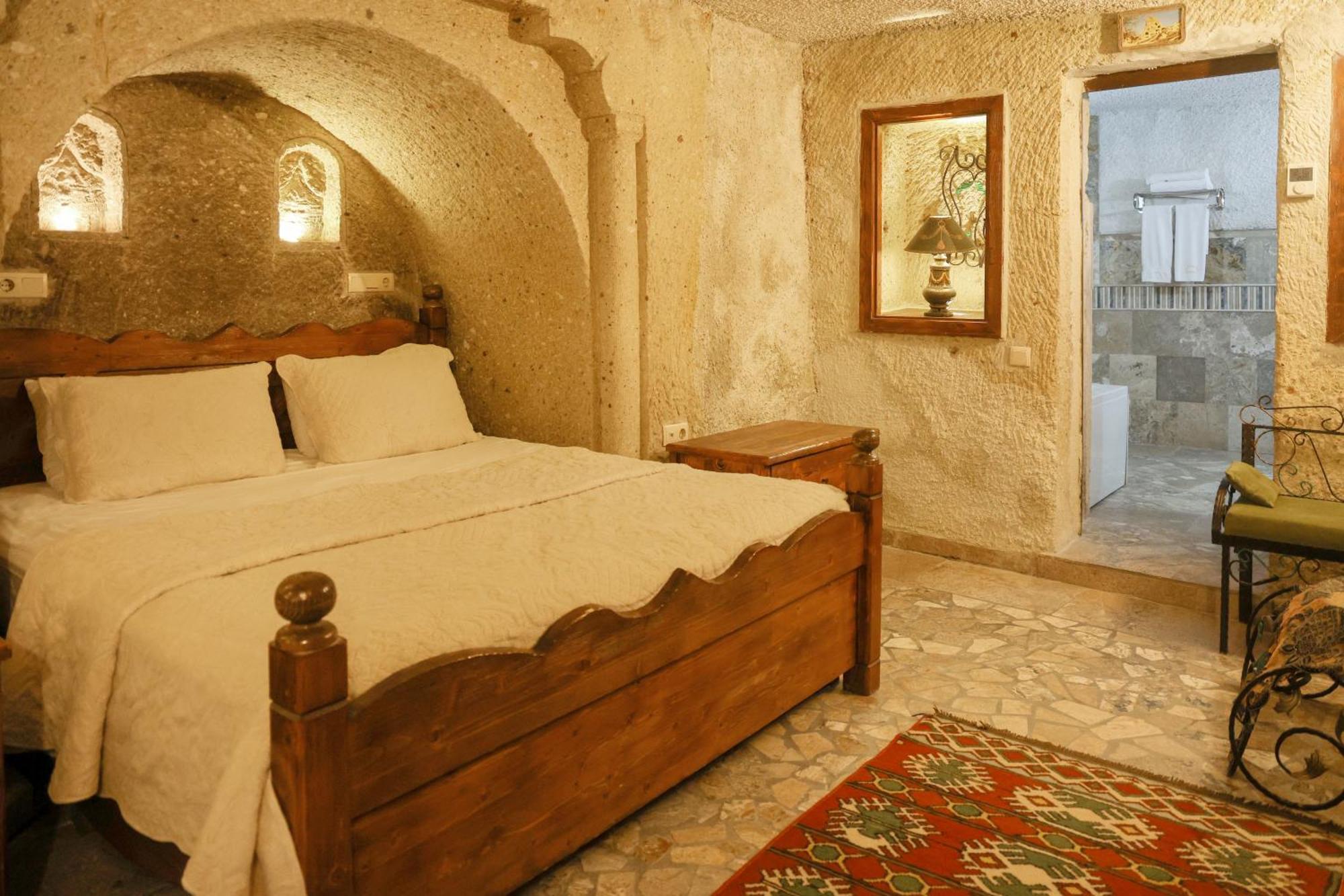 Maccan Cave Hotel Hotel