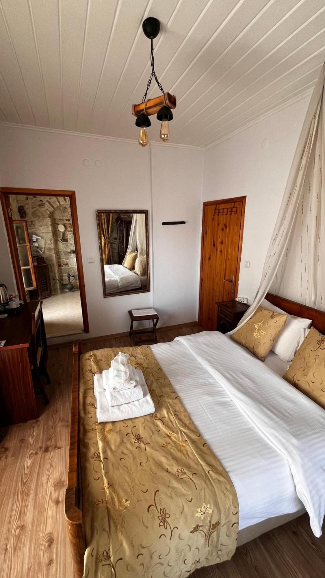 Antik Hotel Foca