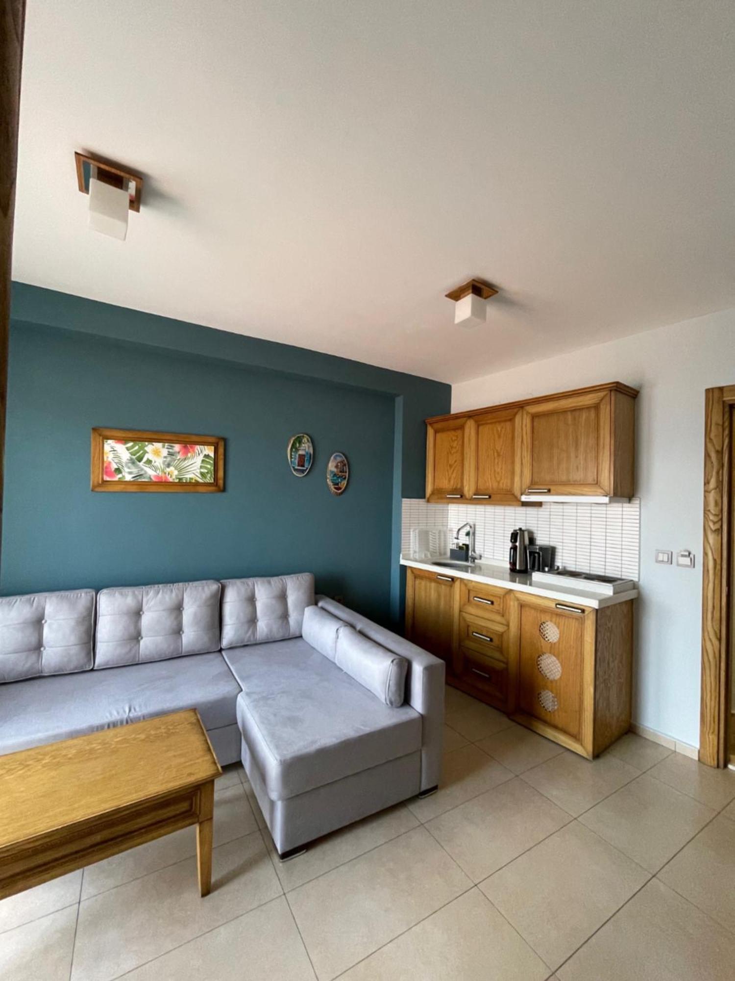 Veziroglu Aparthotel 2*