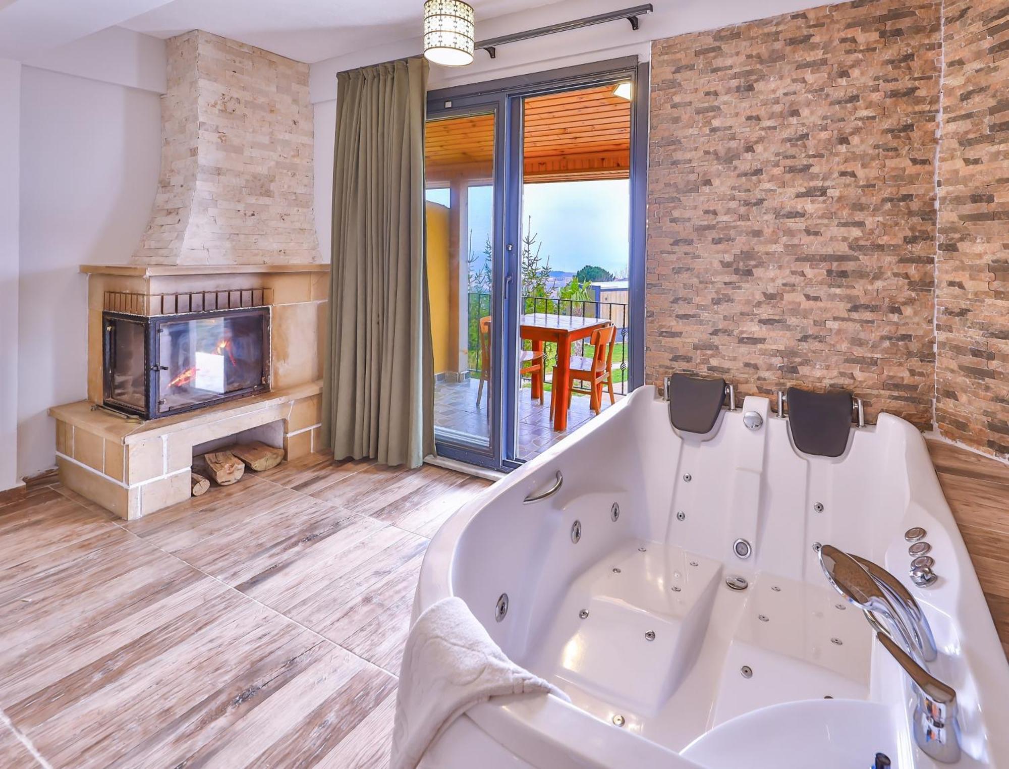 Hotel Teras Garden & Bungalow