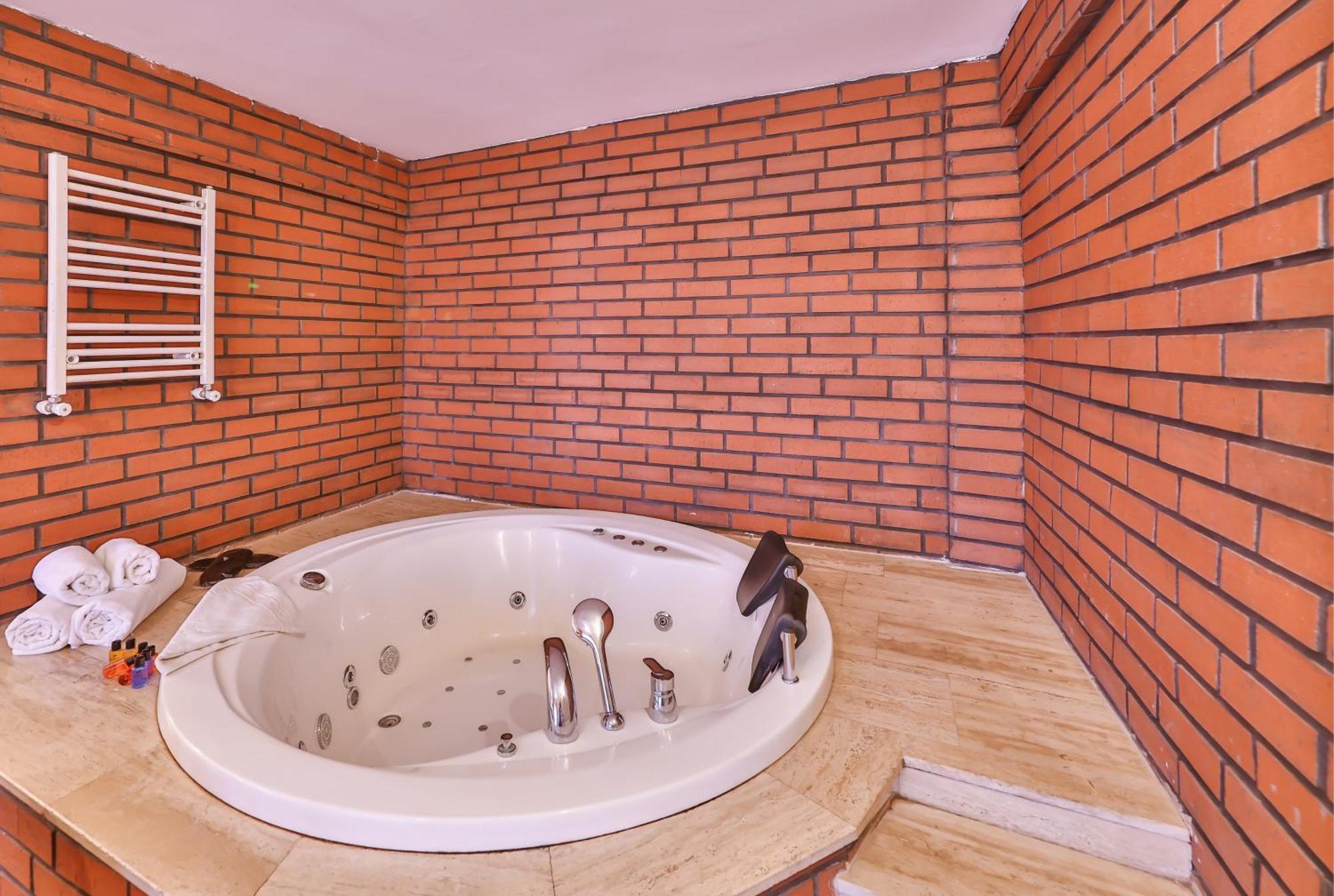 Teras Garden & Bungalow *