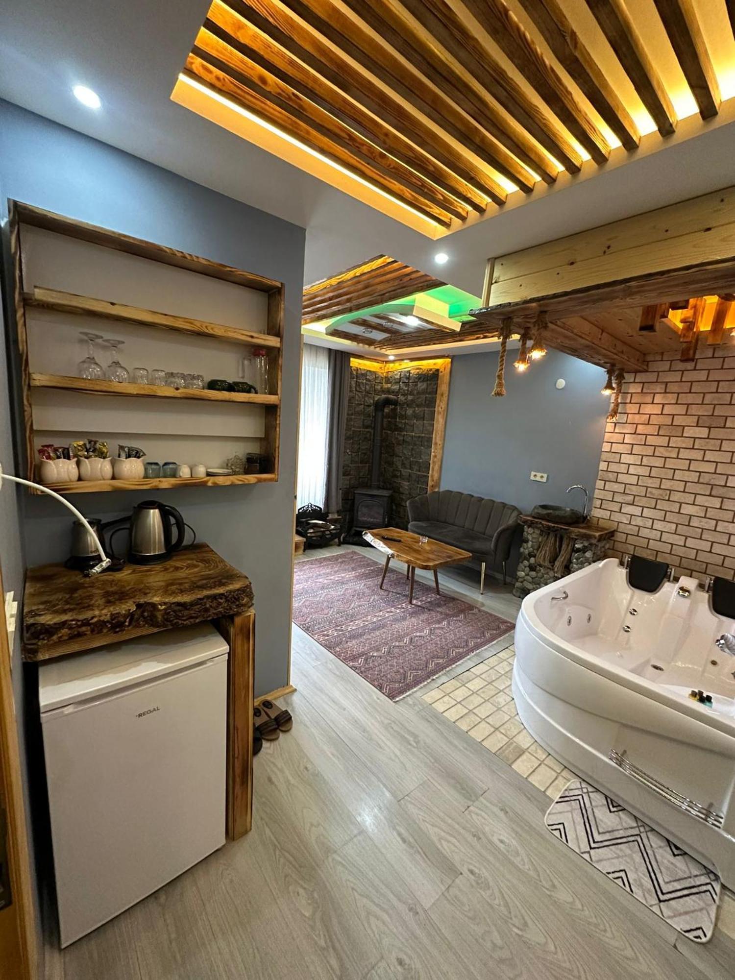 Hotel Peruma Camlihemsin