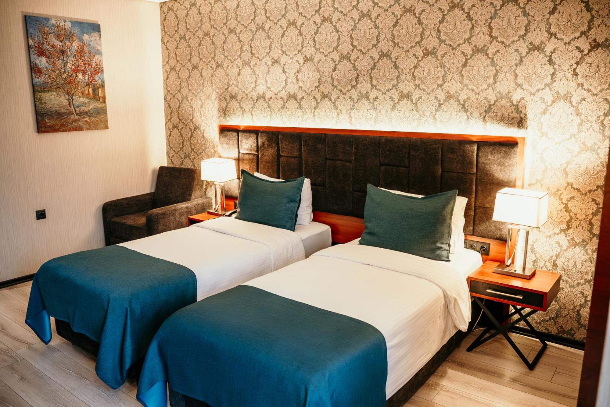 Hotel Grand Vaves 4*