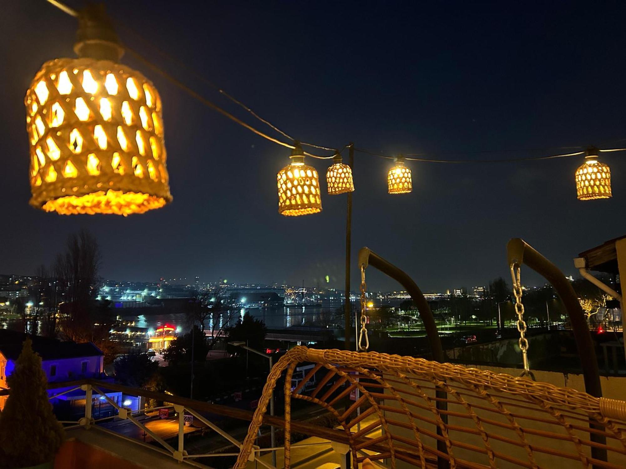 Waterfront By The Tram - Private Terrace With Dome & Golden Horn View In Fatih Istanbul