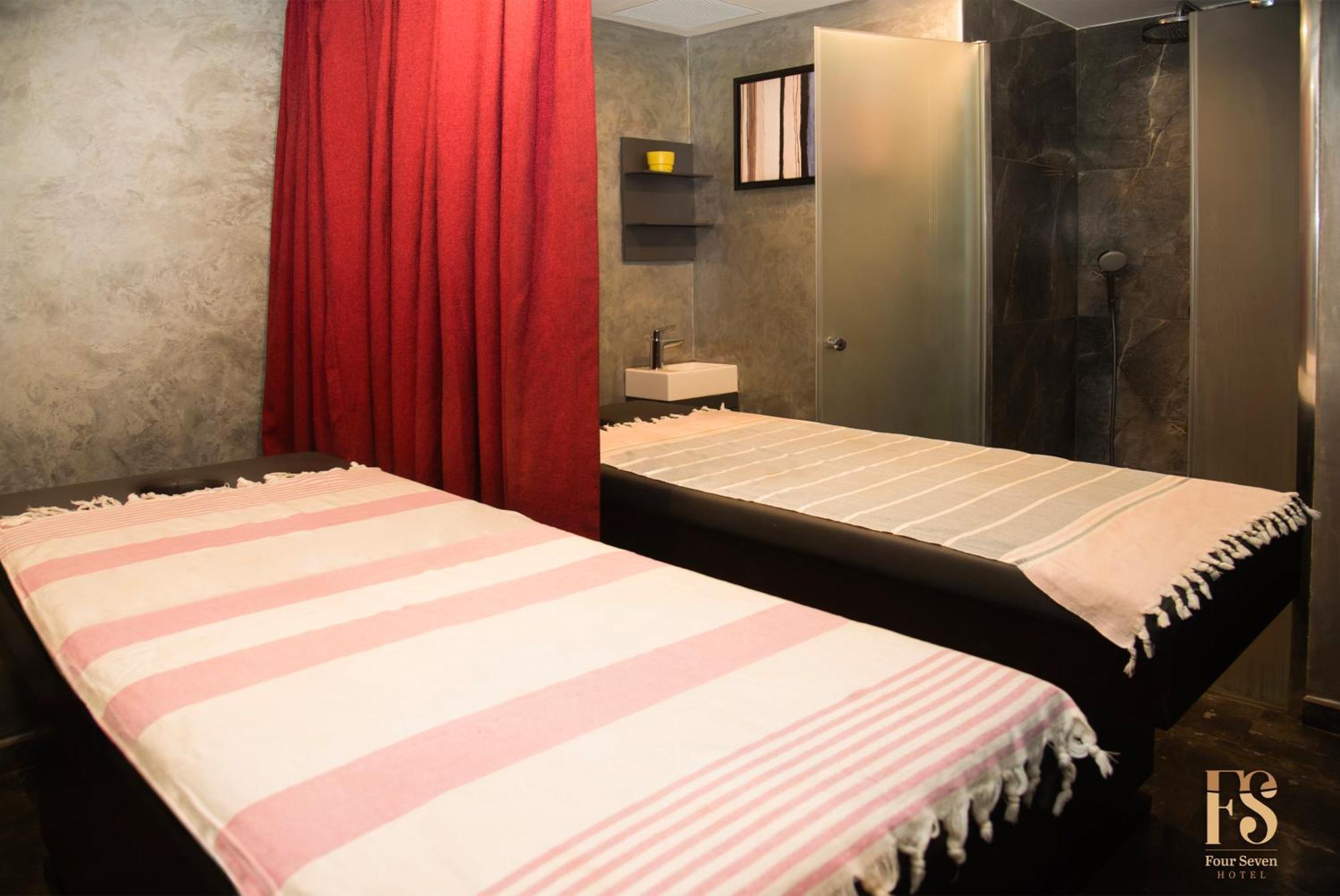Four Seven Hotel