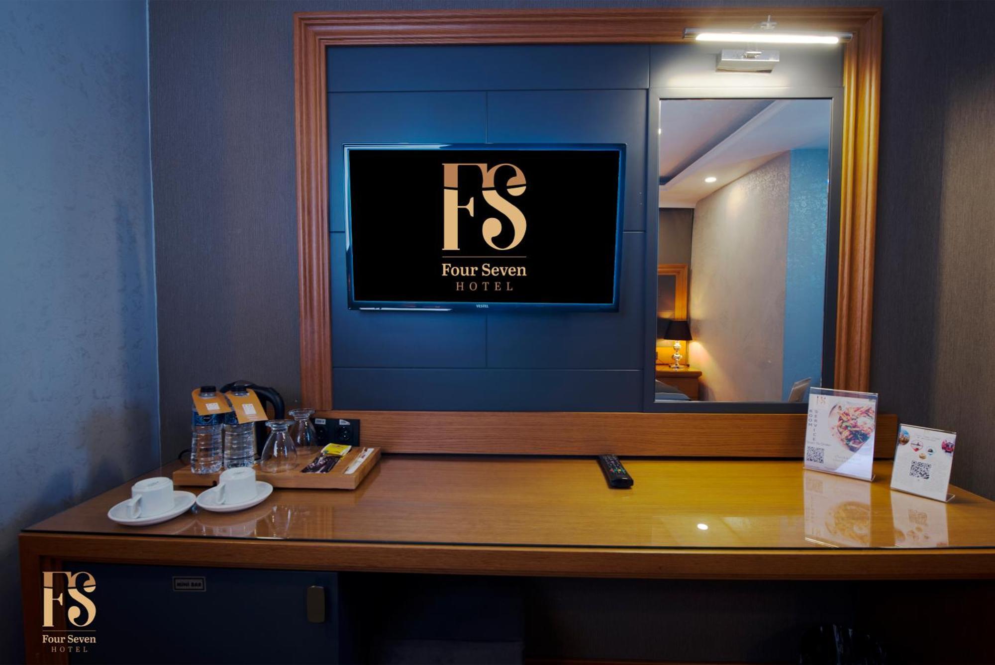 Hotel Four Seven 4*