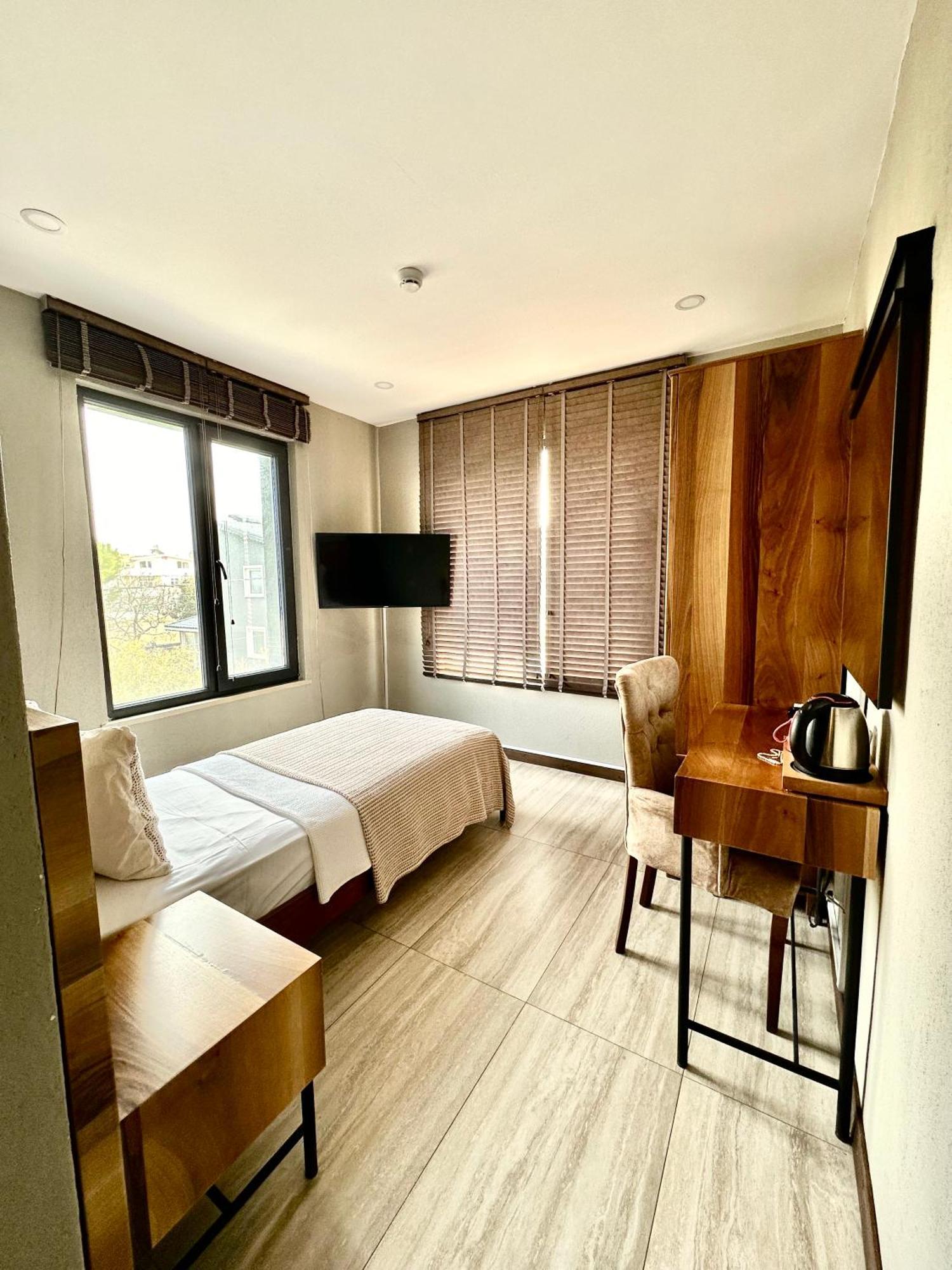 Siesta Istanbul Airport Hotel *