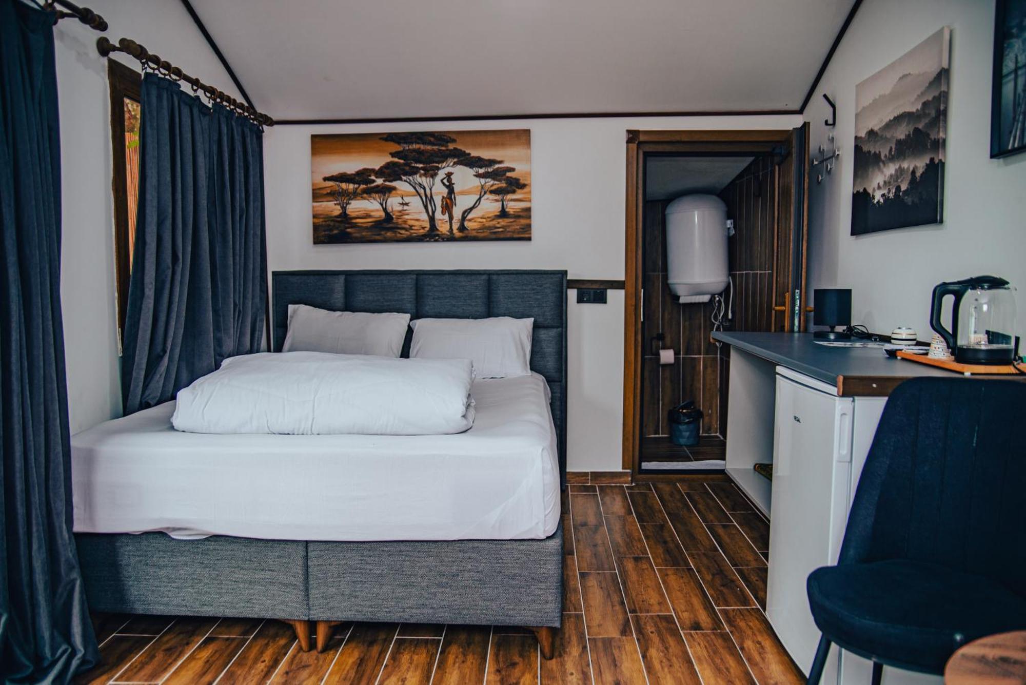 Danzi Tiny House Campsite