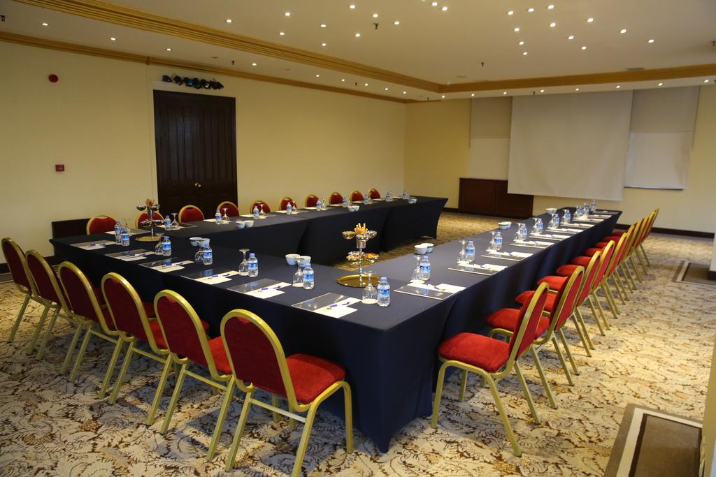 Merit Halki Palace Hotel 4*