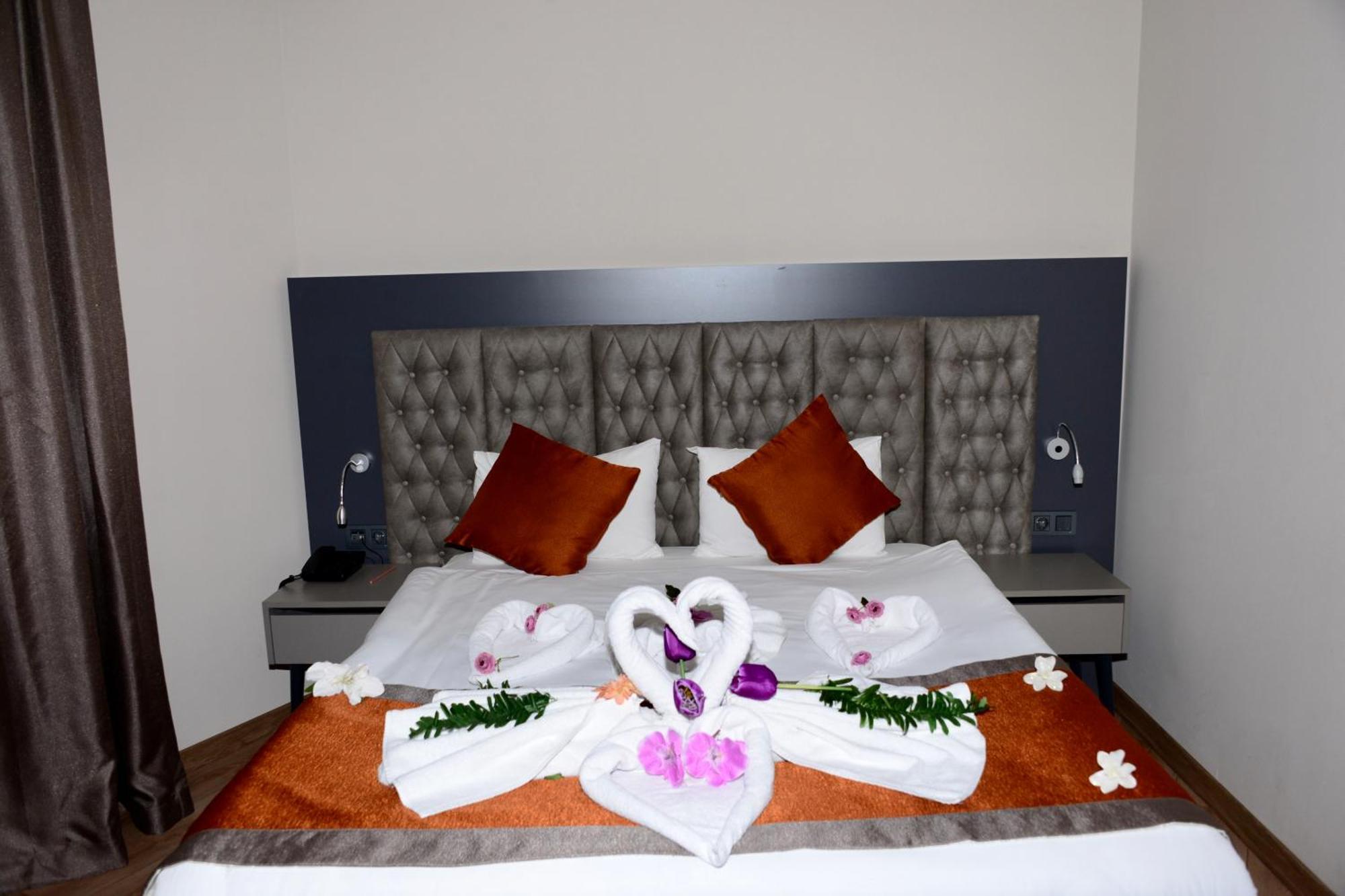Golden Rock Hotel&spa