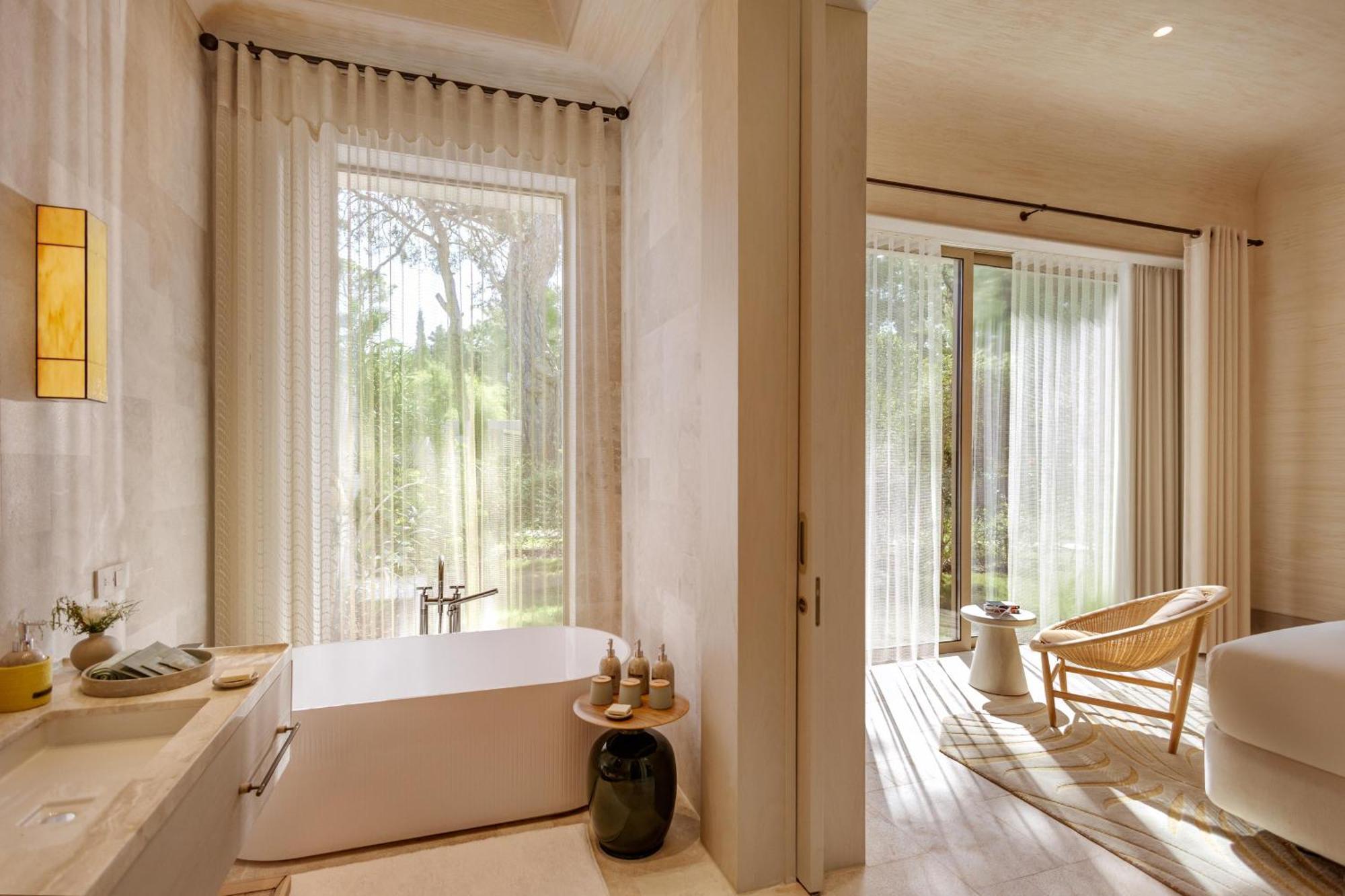 Bijal Bed & Breakfast *