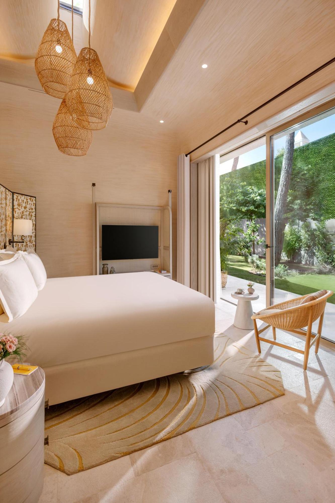 Bijal Bed & Breakfast *