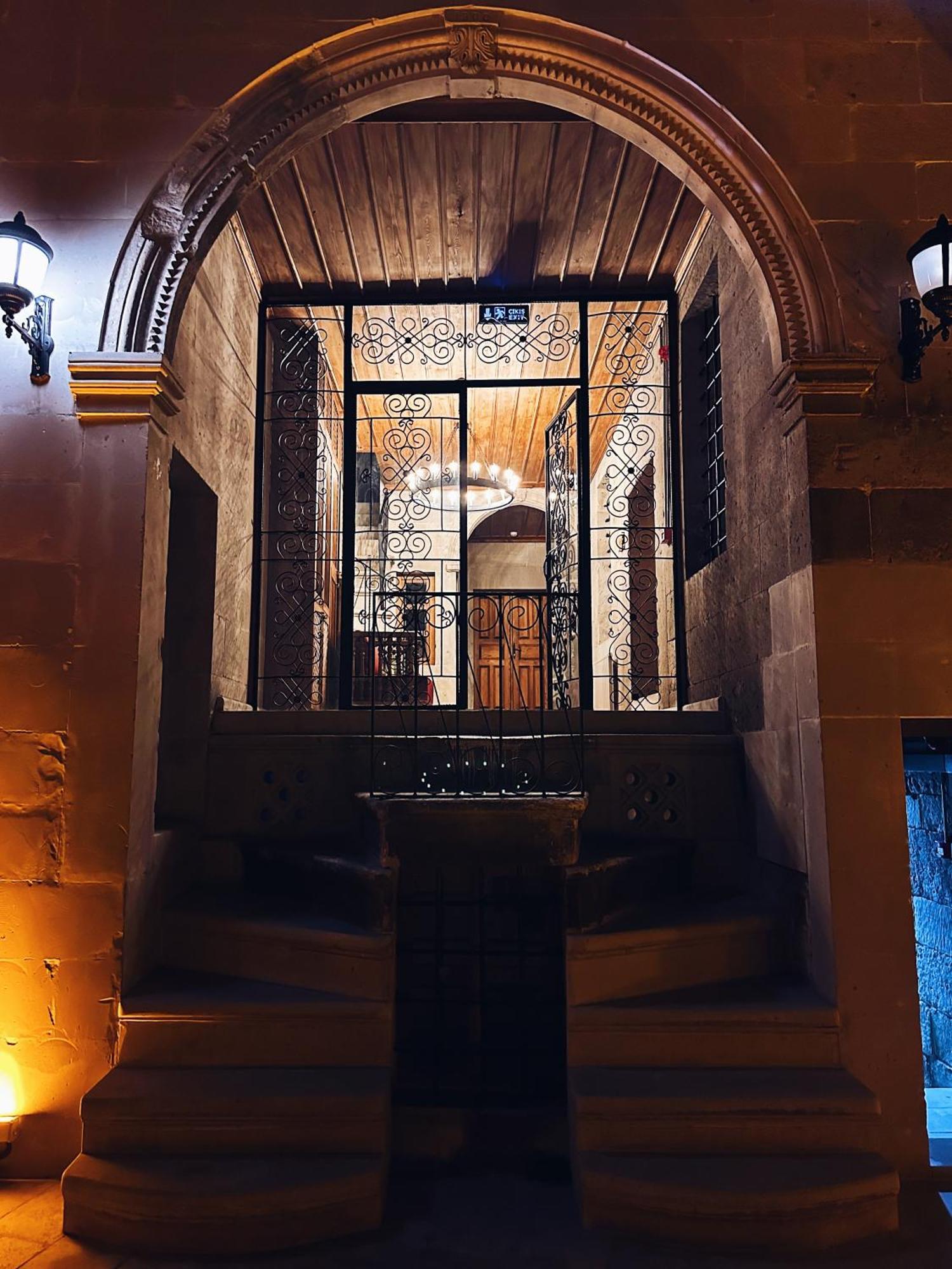 Hotel Four Mansions