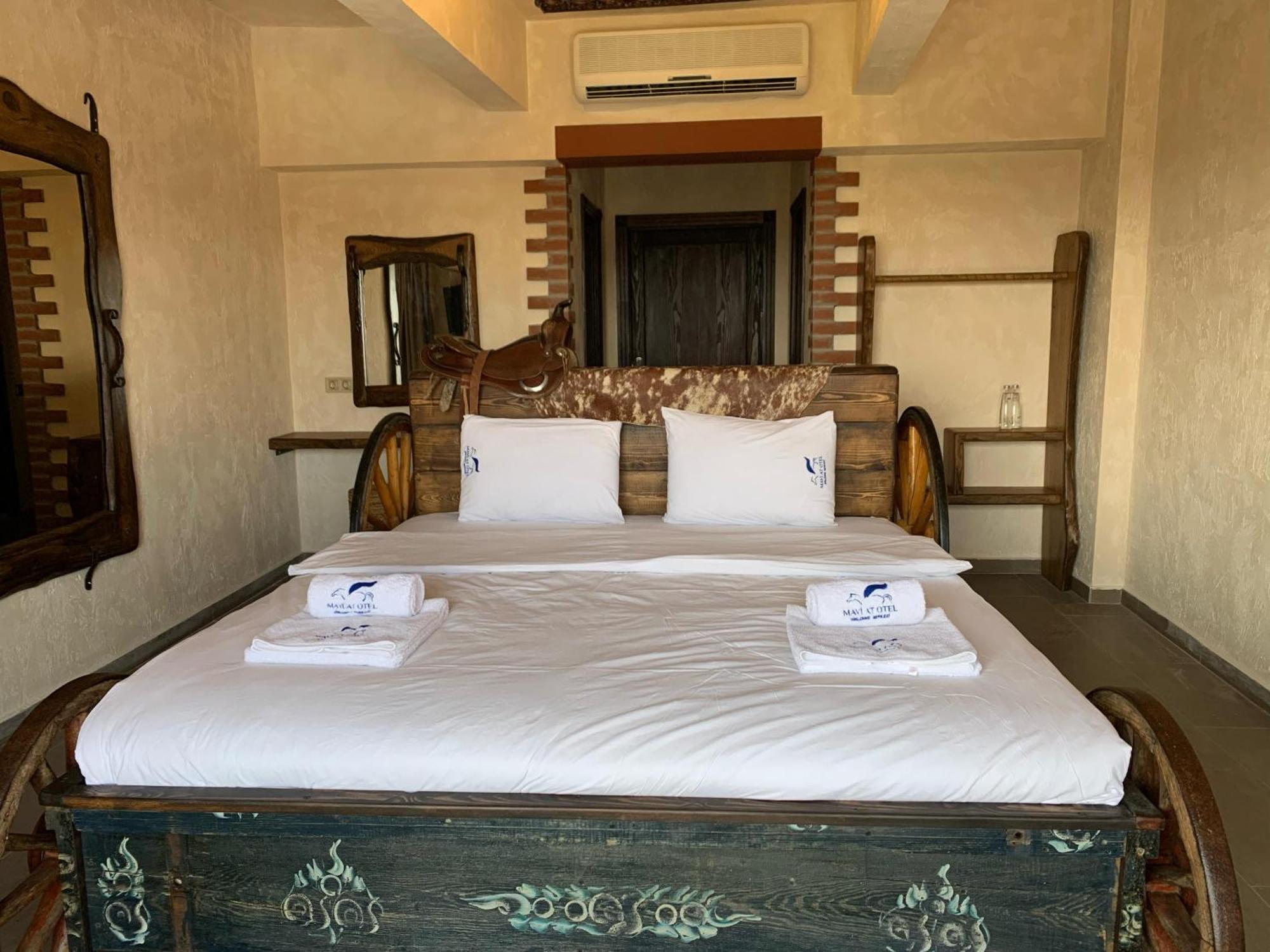 Mavi At Blue Horse Resort